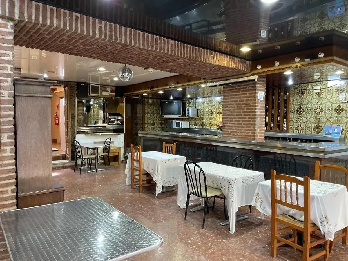 Fonda Joan Hotel Santa Coloma De Farners Guest house